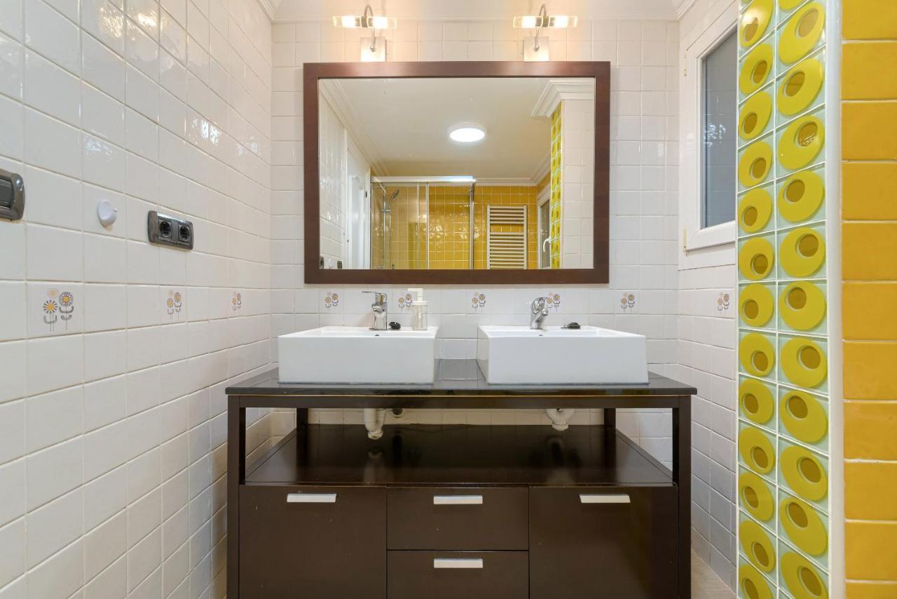 Vivienda Turistica Reformada En Zona Residencial Con Garaje Y Wifi Apartment Bilbao Exterior photo